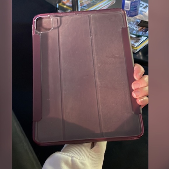 Otter box: IPad Pro 2nd gen 11” + 20w USB-C Power adapter - Picture 6 of 11